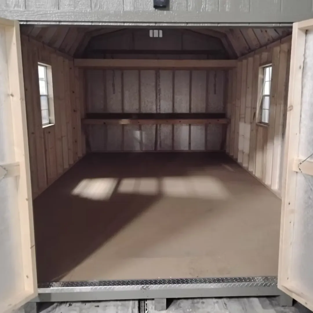 Hi-Wall barn interior